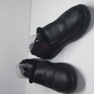 Chaco Black Slip-On Fur-Lined Clogs